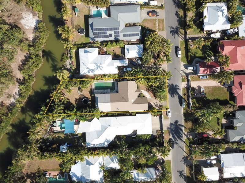 47 ENDEAVOUR STREET, Port Douglas QLD 4877