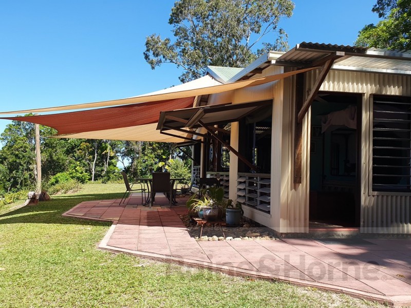 6 Milky Pine Rd Kimberley, Daintree QLD 4873