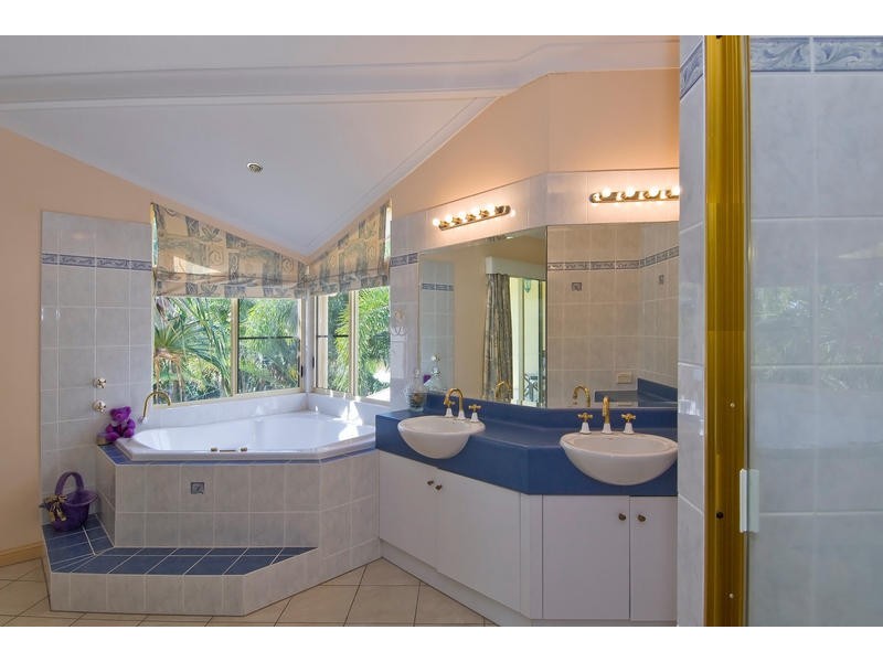 11 Ruby Close, Port Douglas QLD 4877