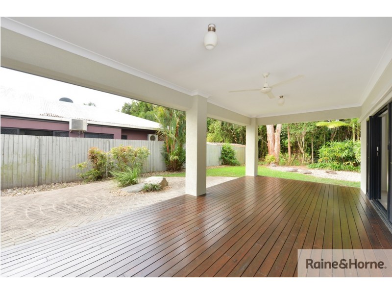 12 White Oak Avenue, Mossman QLD 4873