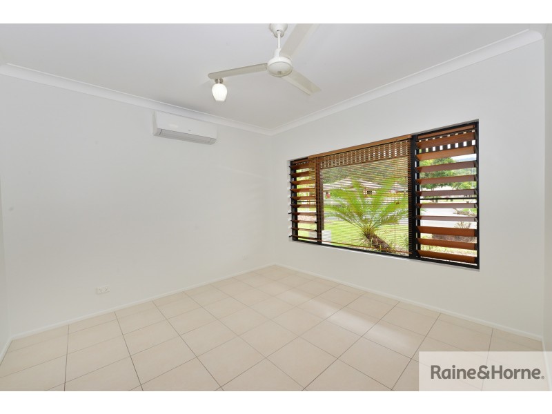 12 White Oak Avenue, Mossman QLD 4873