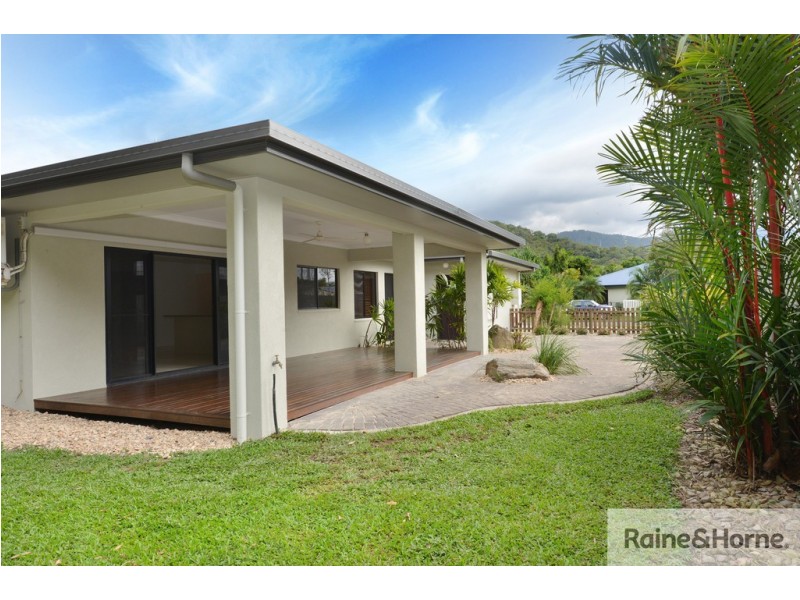 12 White Oak Avenue, Mossman QLD 4873