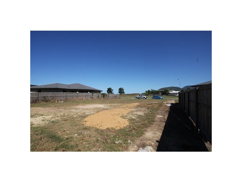 5 Dulku Close, Port Douglas QLD 4877