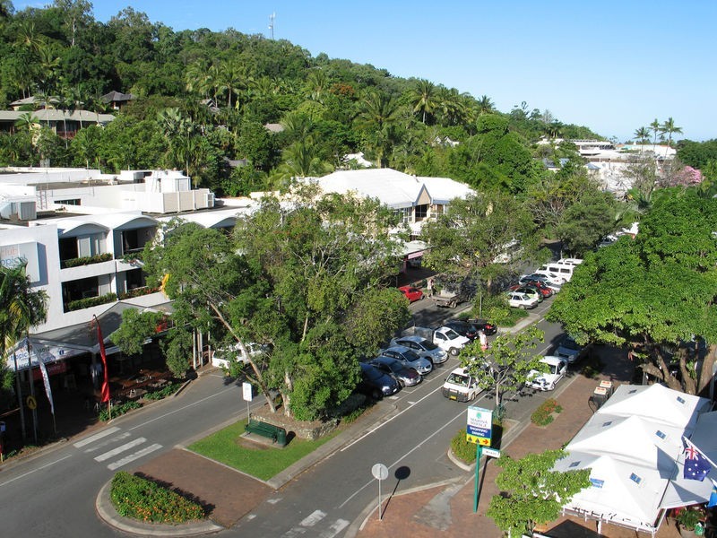 203 Coconut Grove, Port Douglas QLD 4877