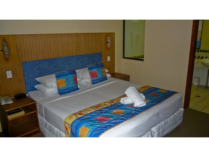 2 The Pavillions, Port Douglas QLD 4877