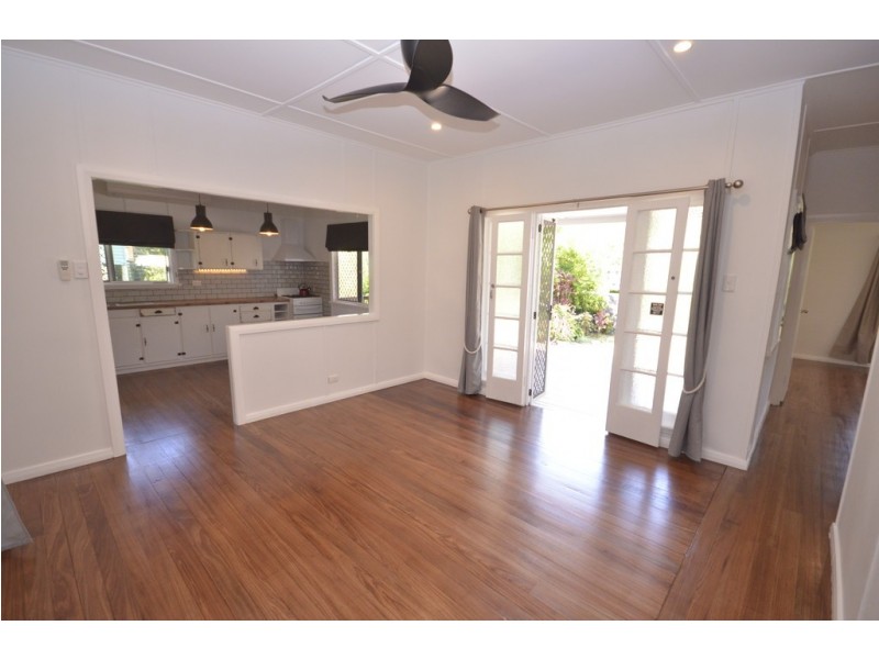 26 Pringle Street, Mossman QLD 4873