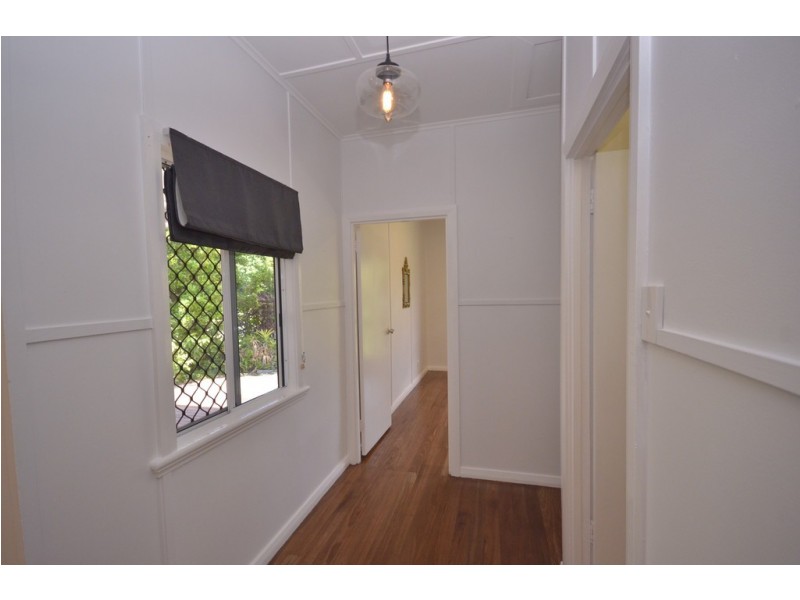 26 Pringle Street, Mossman QLD 4873