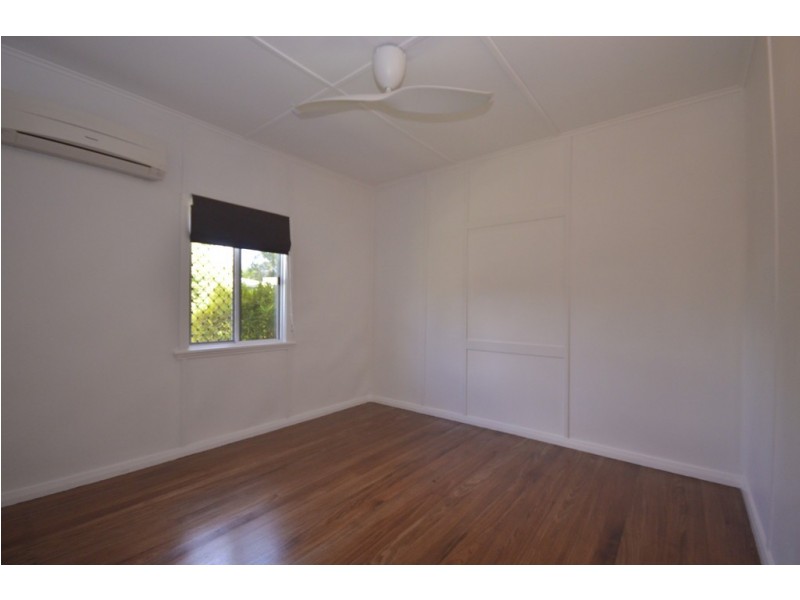 26 Pringle Street, Mossman QLD 4873