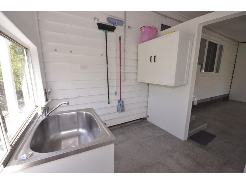 26 Pringle Street, Mossman QLD 4873