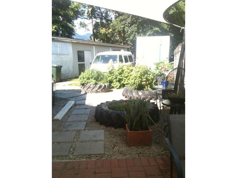 1 The Junction Cafe, Mossman QLD 4873