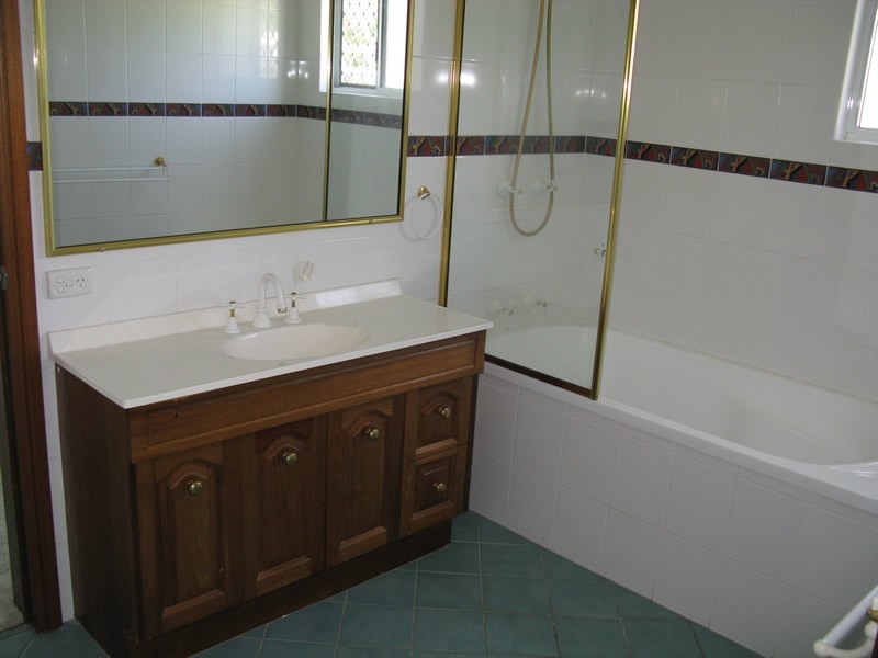 3 Watson Close, Mossman QLD 4873