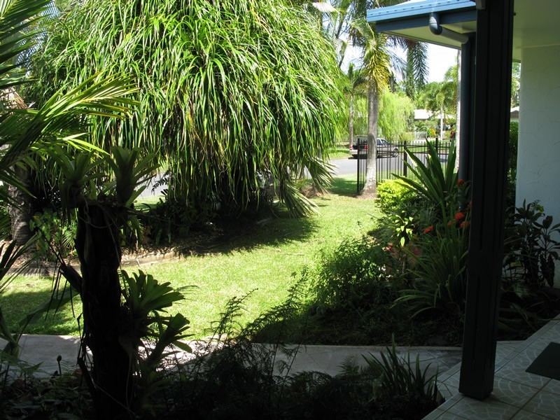 3 Watson Close, Mossman QLD 4873