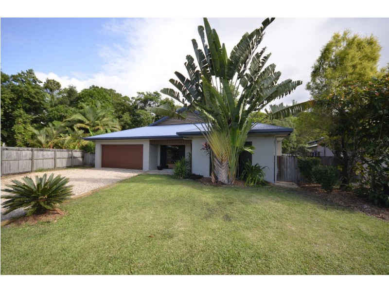 32 White Oak Avenue, Mossman QLD 4873