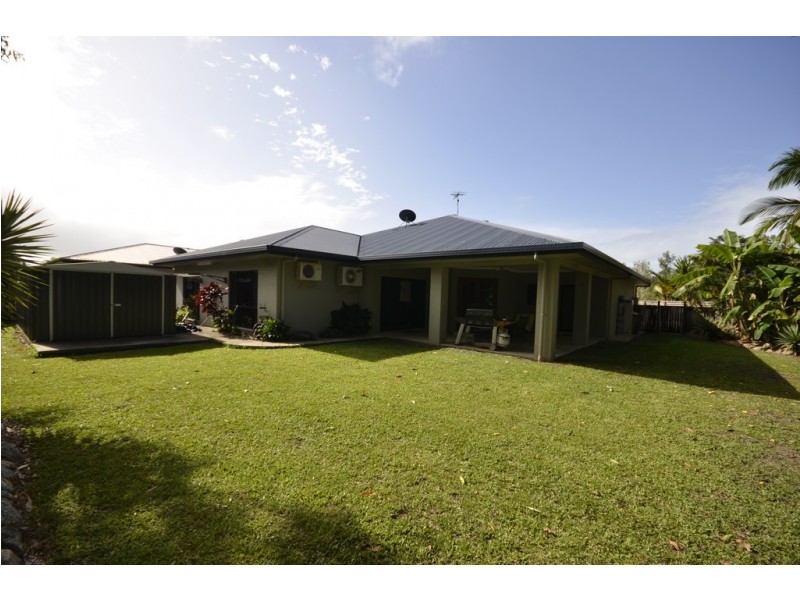 32 White Oak Avenue, Mossman QLD 4873
