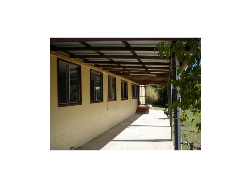 4 Little Street, Mount Molloy QLD 4871