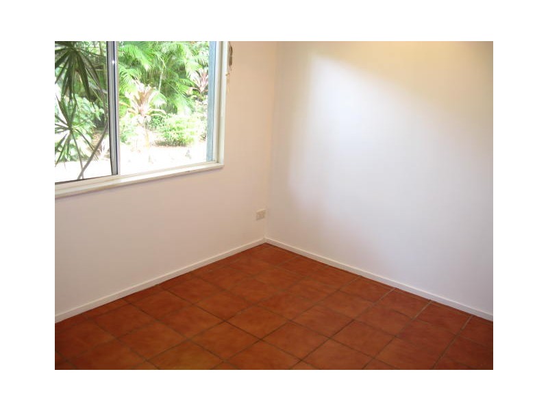 8 Thooleer Close, Cooya Beach QLD 4873