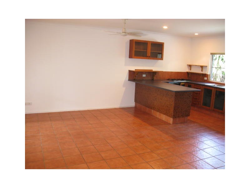 8 Thooleer Close, Cooya Beach QLD 4873