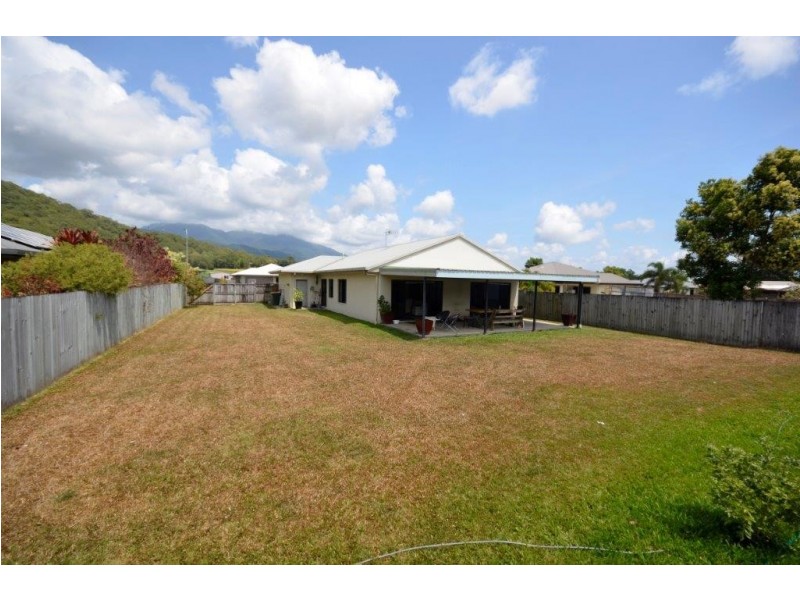 4 Waratah Close, Mossman QLD 4873
