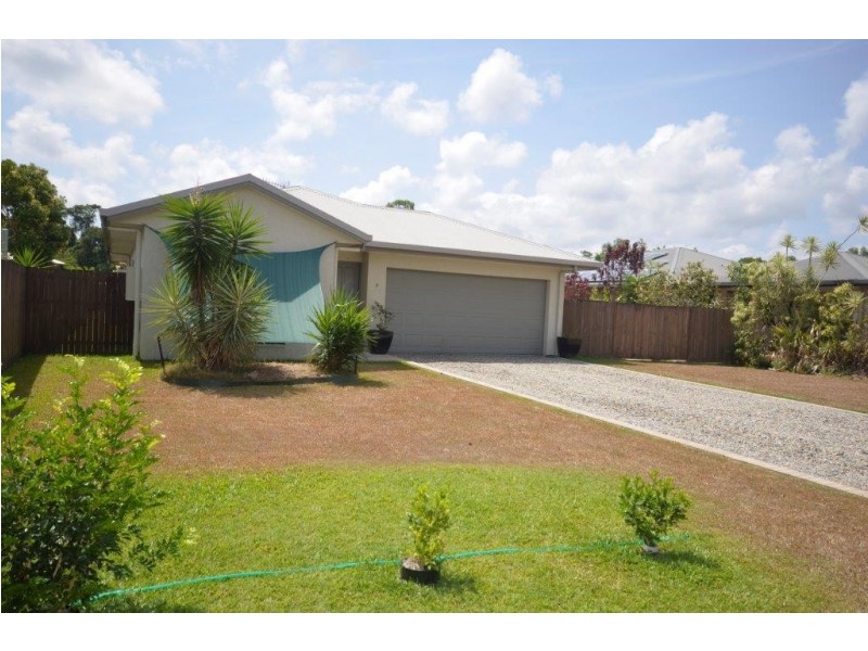 4 Waratah Close, Mossman QLD 4873