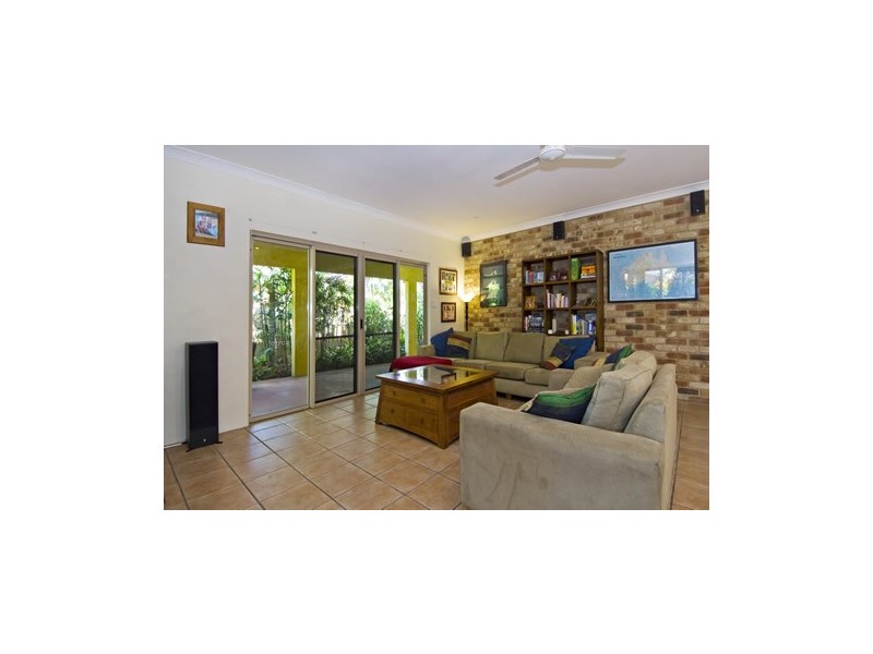 11 Thooleer Close, Cooya Beach QLD 4873