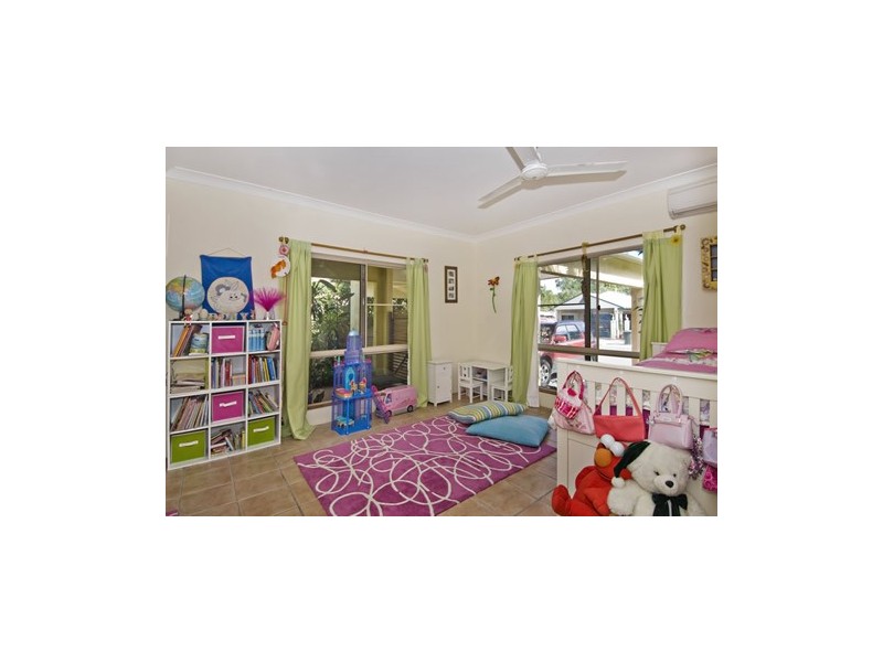 11 Thooleer Close, Cooya Beach QLD 4873