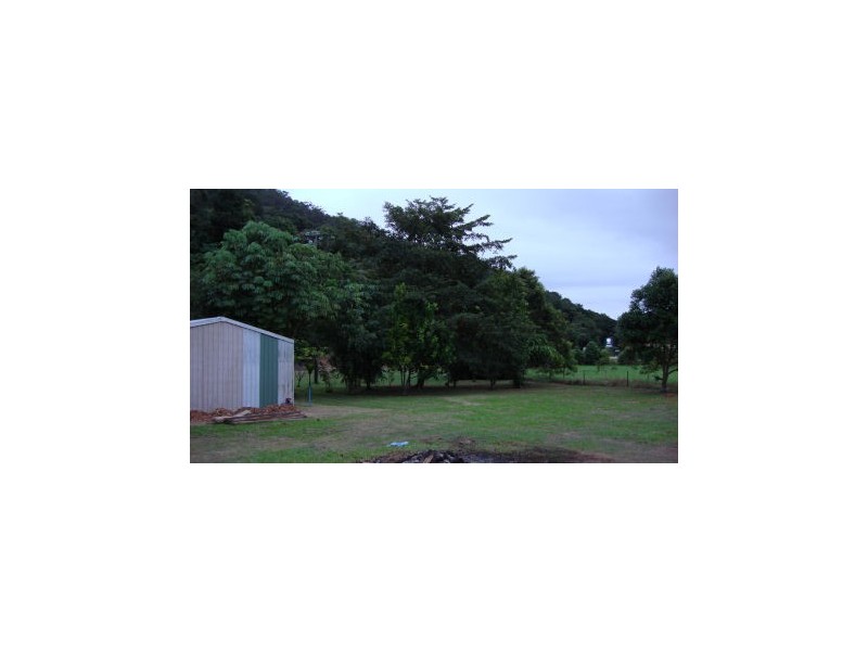 12 Lifu Close, Wonga QLD 4873