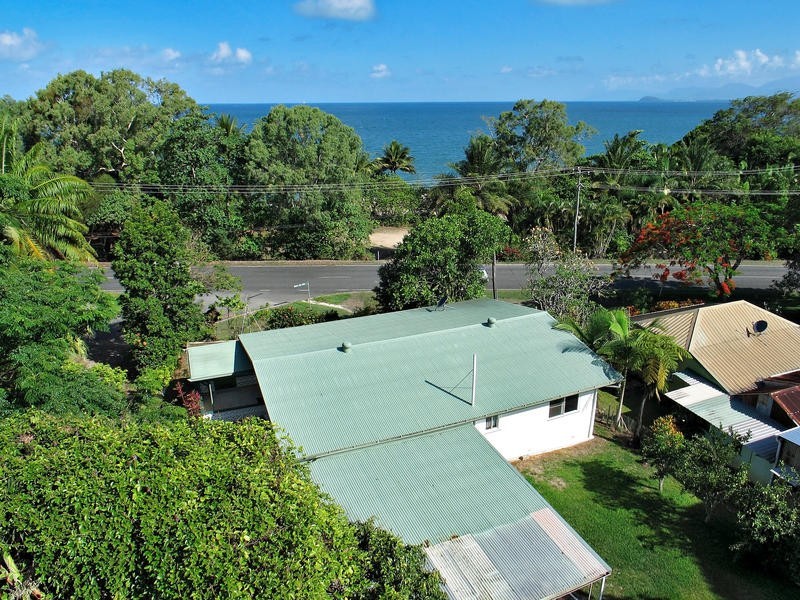 1 Rocky Point School Rd Rocky Point, Rocky Point QLD 4873