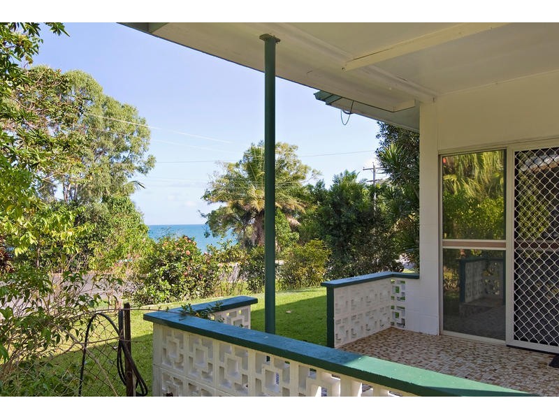 1 Rocky Point School Rd Rocky Point, Rocky Point QLD 4873