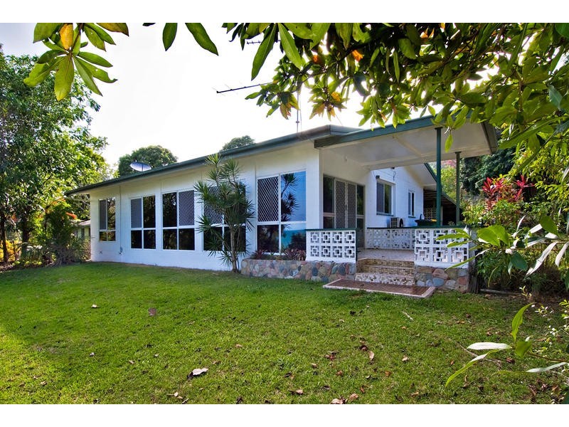 1 Rocky Point School Rd Rocky Point, Rocky Point QLD 4873