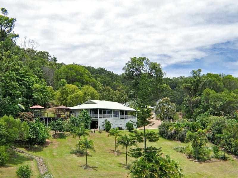 13 Hibiscus ct, Rocky Point QLD 4873