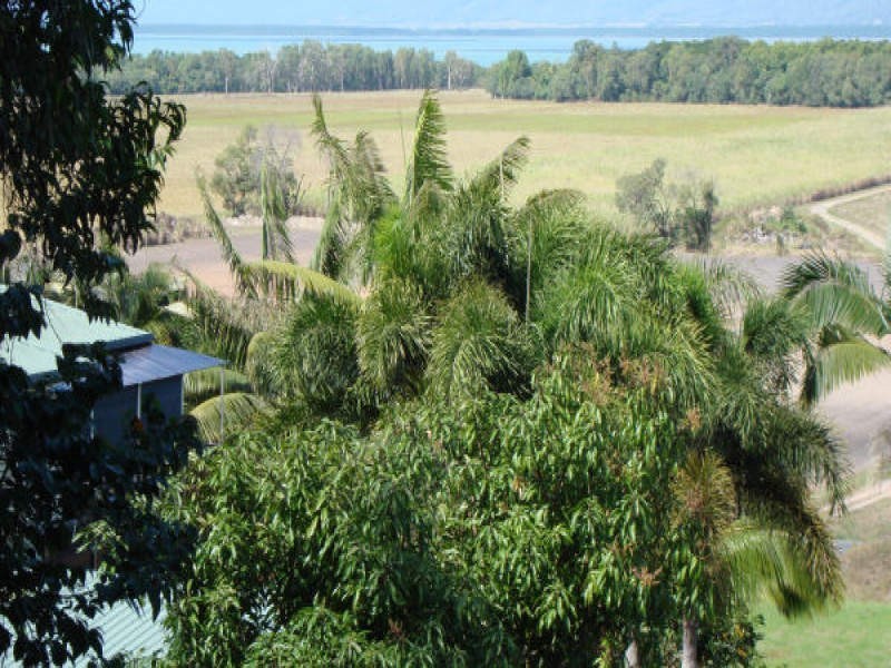 6  Hibiscus ct Rocky Point, Port Douglas QLD 4877