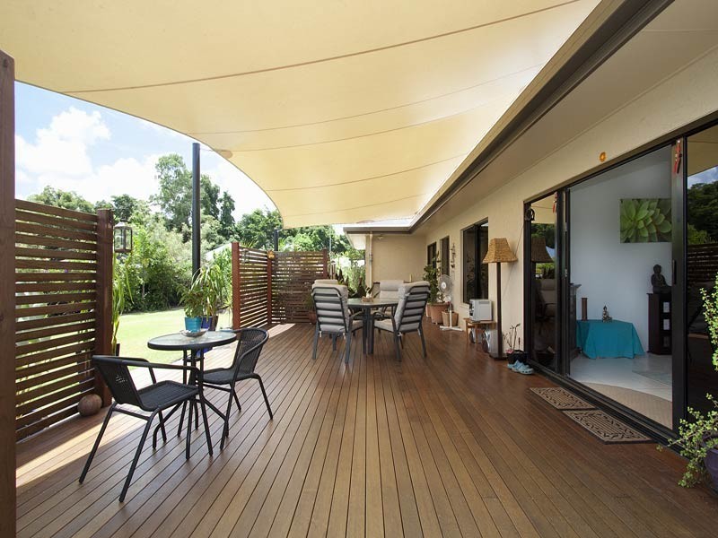13 White Oak, Mossman QLD 4873
