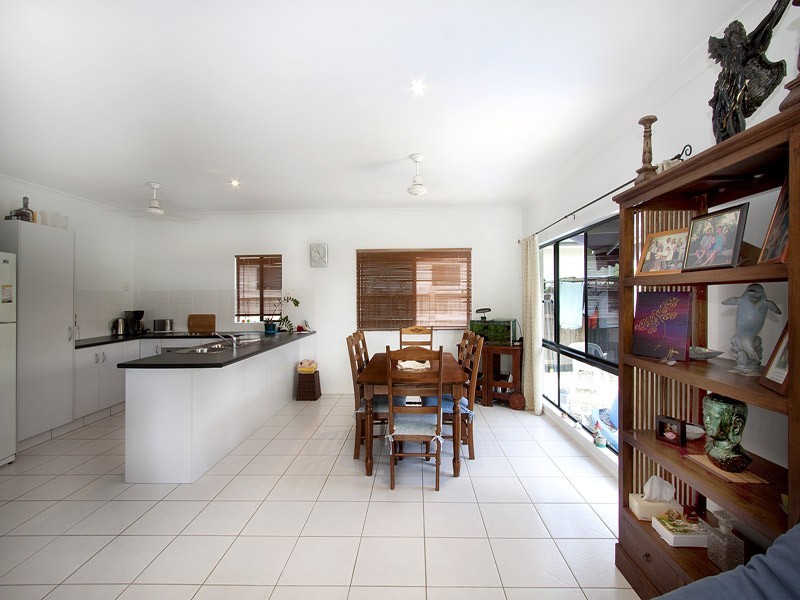 13 White Oak, Mossman QLD 4873