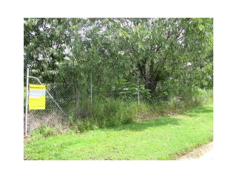 20 Theresa Drive, Mossman QLD 4873