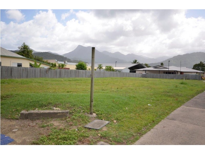 55 Front Street, Mossman QLD 4873