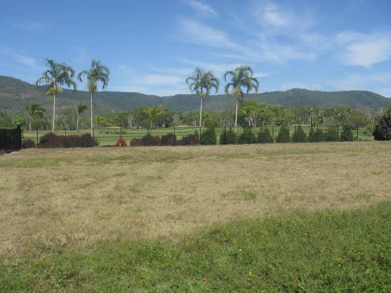 81 Mitre Street, Port Douglas QLD 4877