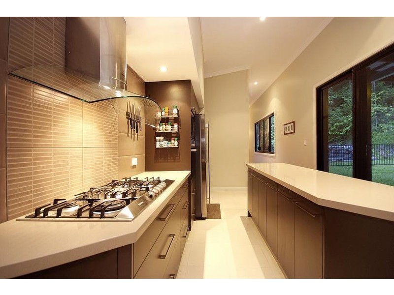 3 Colenso Road, Killaloe QLD 4877