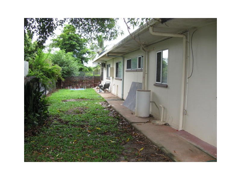 127 Alchera Dr, Mossman QLD 4873