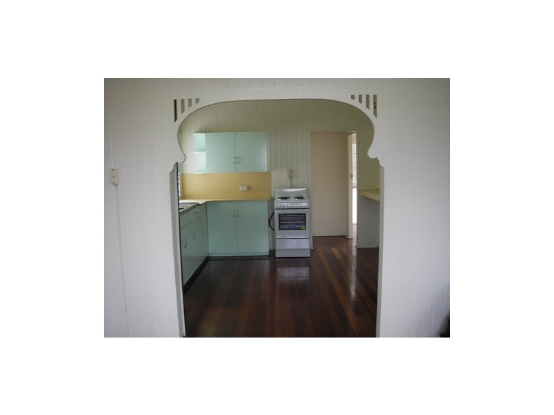 13 Thomas Street, Mossman QLD 4873