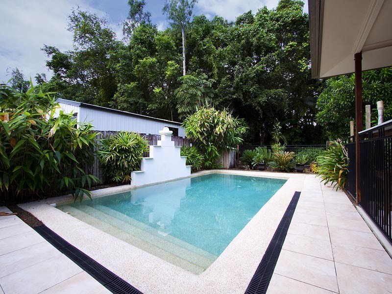 4 White Oak, Mossman QLD 4873