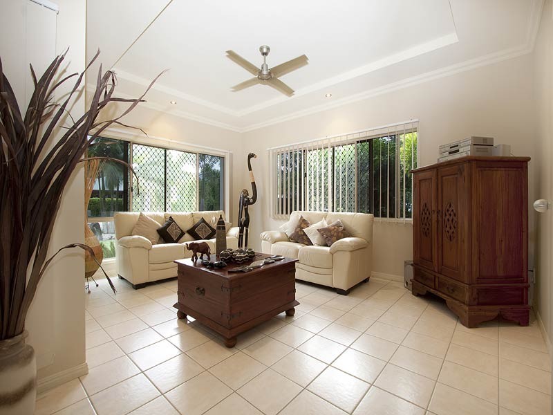 4 White Oak, Mossman QLD 4873