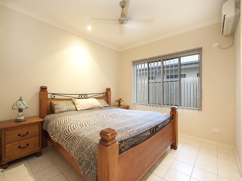 4 White Oak, Mossman QLD 4873