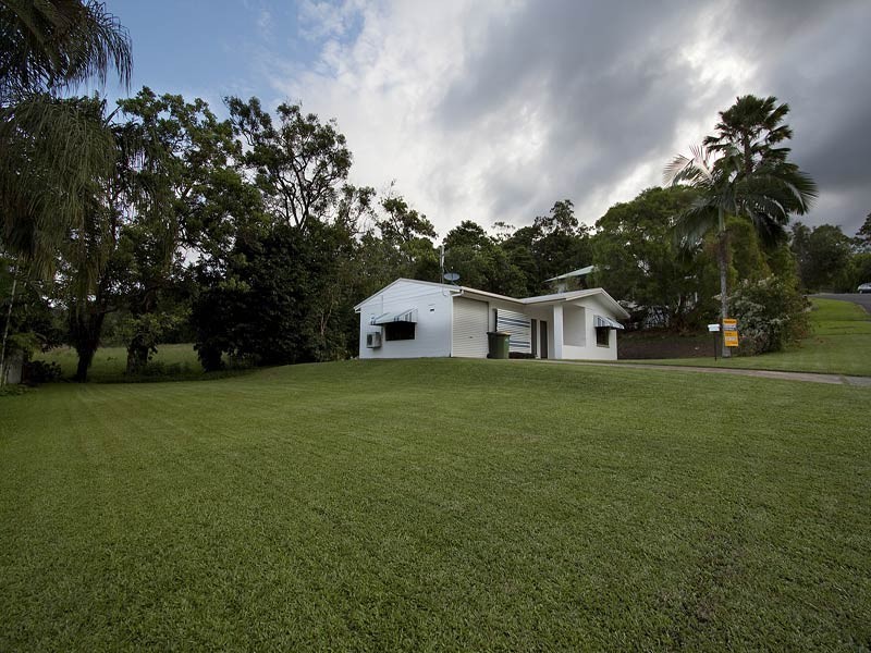 10 Noli Close, Mossman QLD 4873
