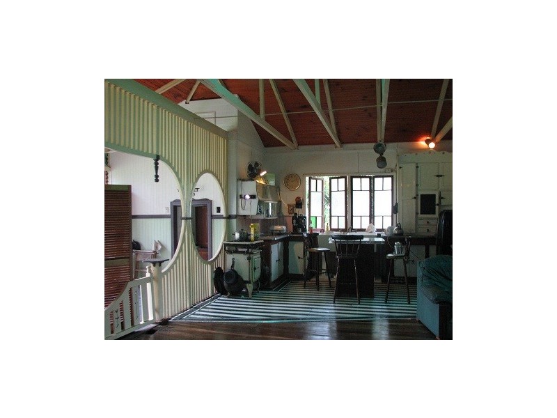 16 Mill Street, Mossman QLD 4873