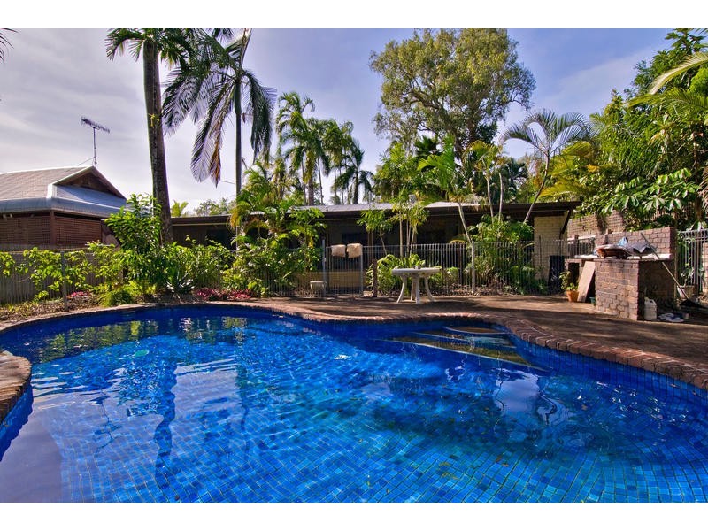 Port Douglas QLD 4877