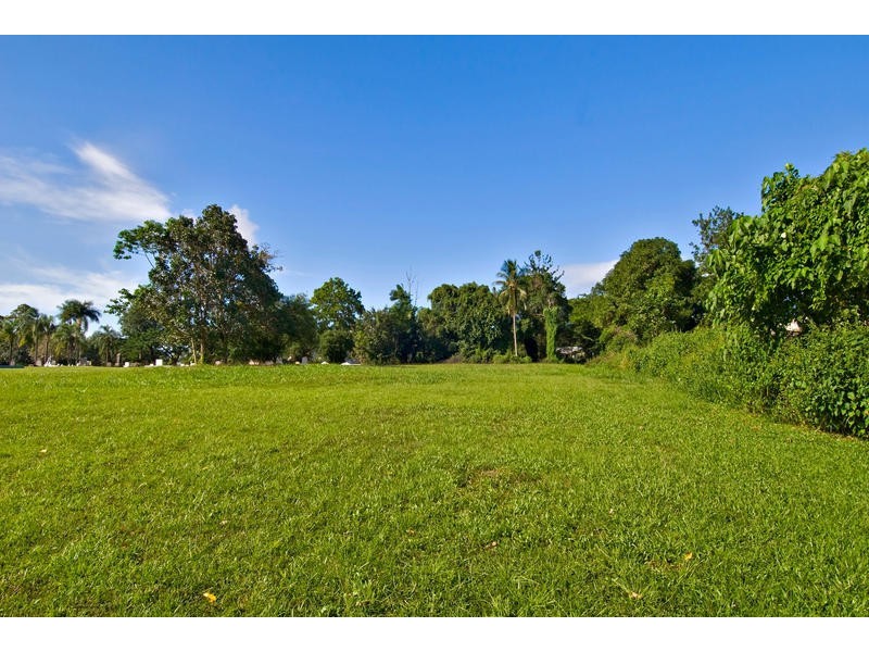 59-61 Alchera Drive, Mossman QLD 4873