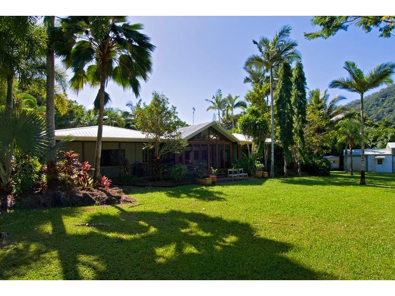 37 Grays Creek Terrace, Mowbray QLD 4877