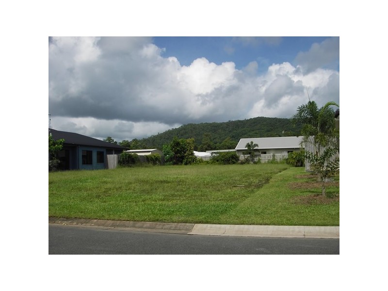 6 Satinash Street, Mossman QLD 4873