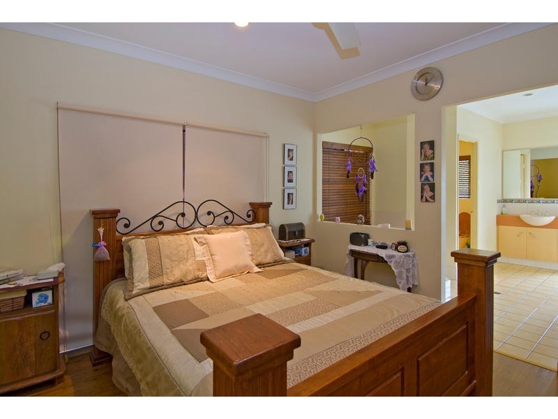 19 Oasis Drive, Wonga QLD 4873