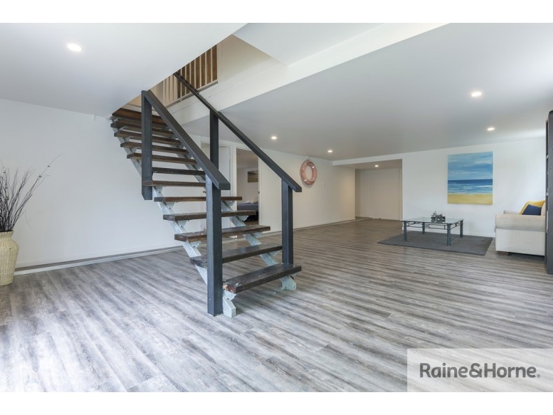 13 Mossman Street, Mossman QLD 4873
